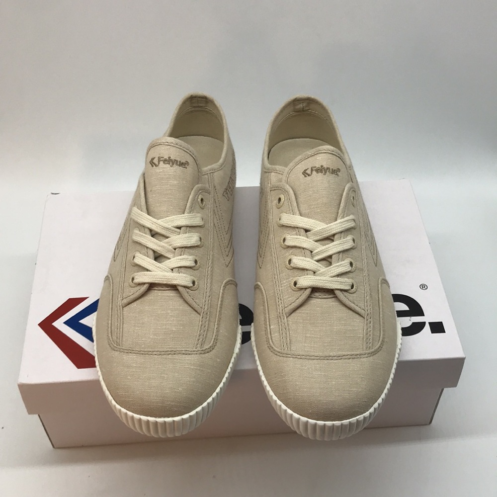 Feiyue Womenś Chambay Sneaker Size 11